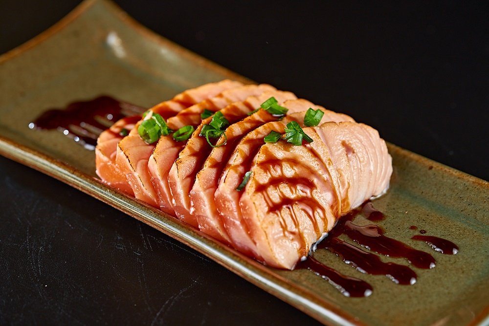 Barriga de salmão: um prato cheio de sabor e nutrientes!